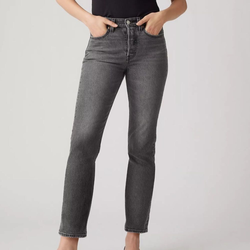 LEVI's | Wedgie Jeans Size 27